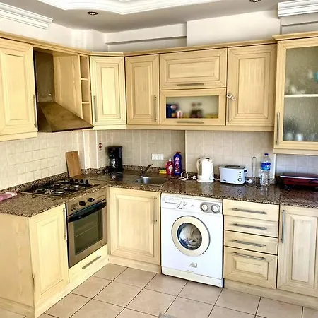 Apartament Zerrin Hanim - 1 Minute From Kleopatra Beach *