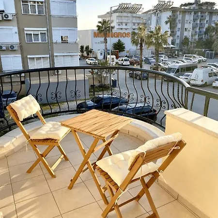 Zerrin Hanim - 1 Minute From Kleopatra Beach Apartamento *