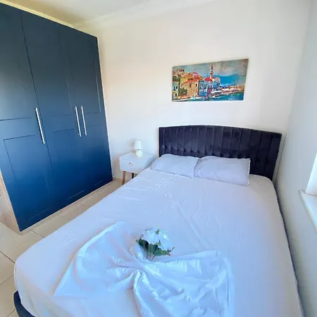 Apartament Zerrin Hanim - 1 Minute From Kleopatra Beach