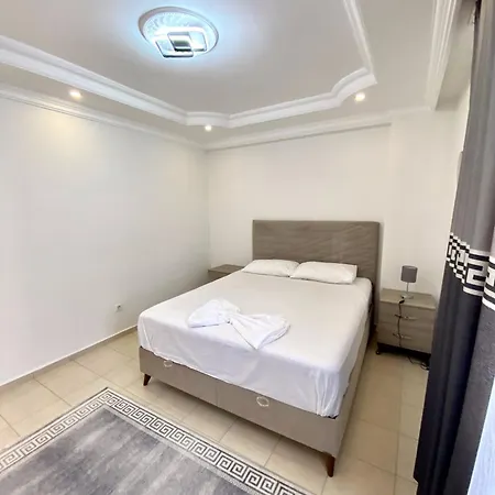 Zerrin Hanim - 1 Minute From Kleopatra Beach Apartament Alanya